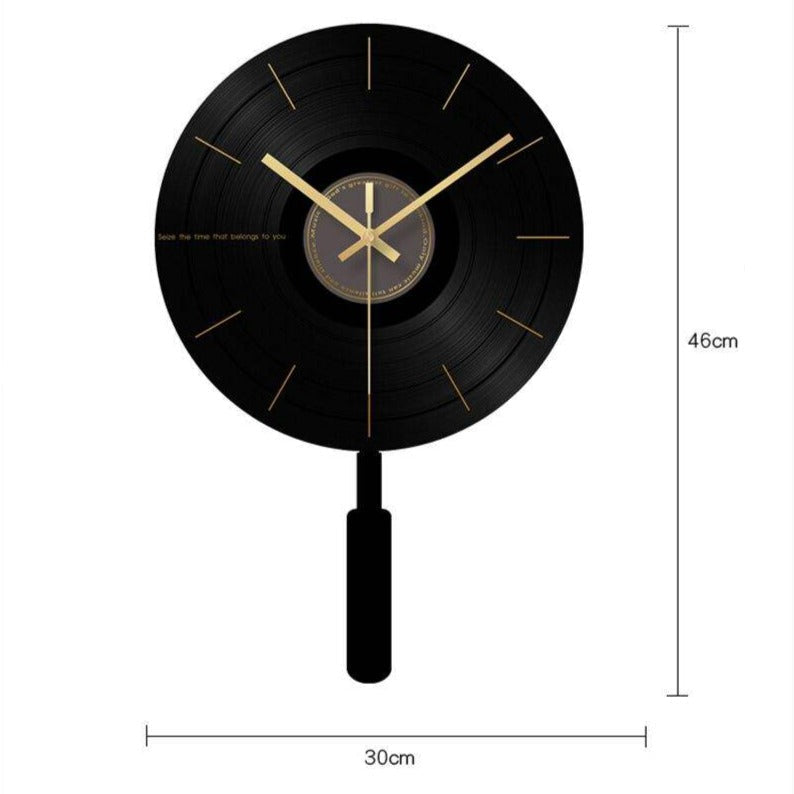 Horloge murale ronde design noire et aiguilles dorées 30cm