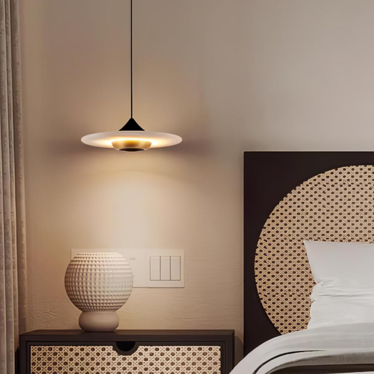 Suspension MarbleGlow – Design Moderne & Éclairage LED Intégré