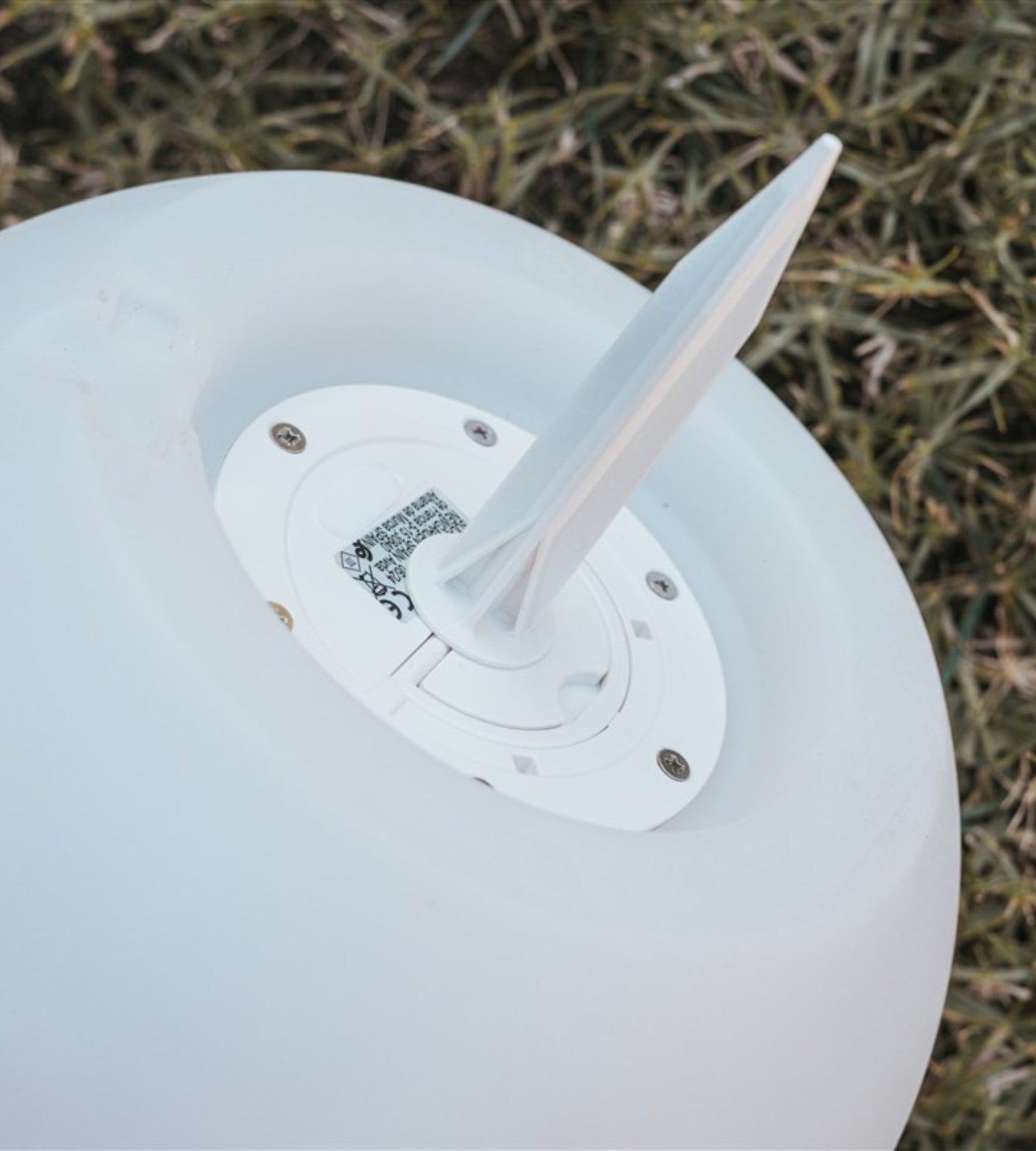 Boule lumineuse solaire et rechargeable - RGB+CCT télécommandable - Extérieur et Intérieur