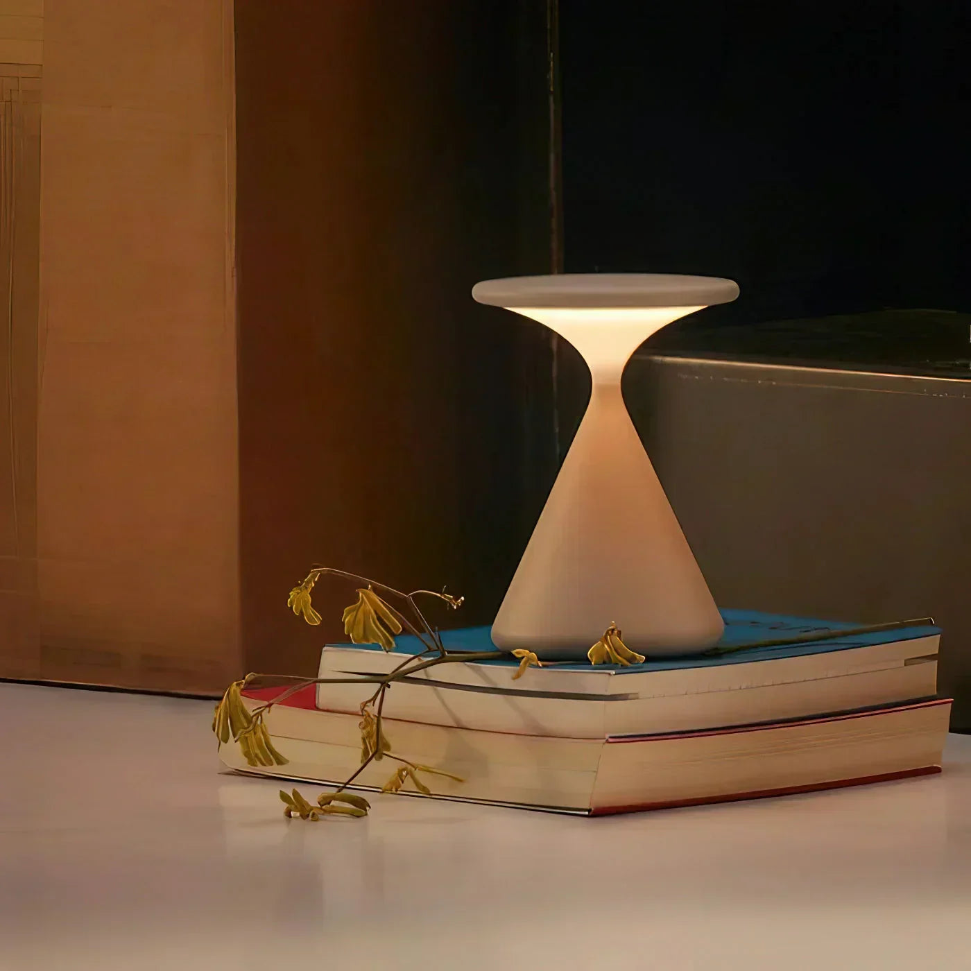 Lampe de table en sablier élégante