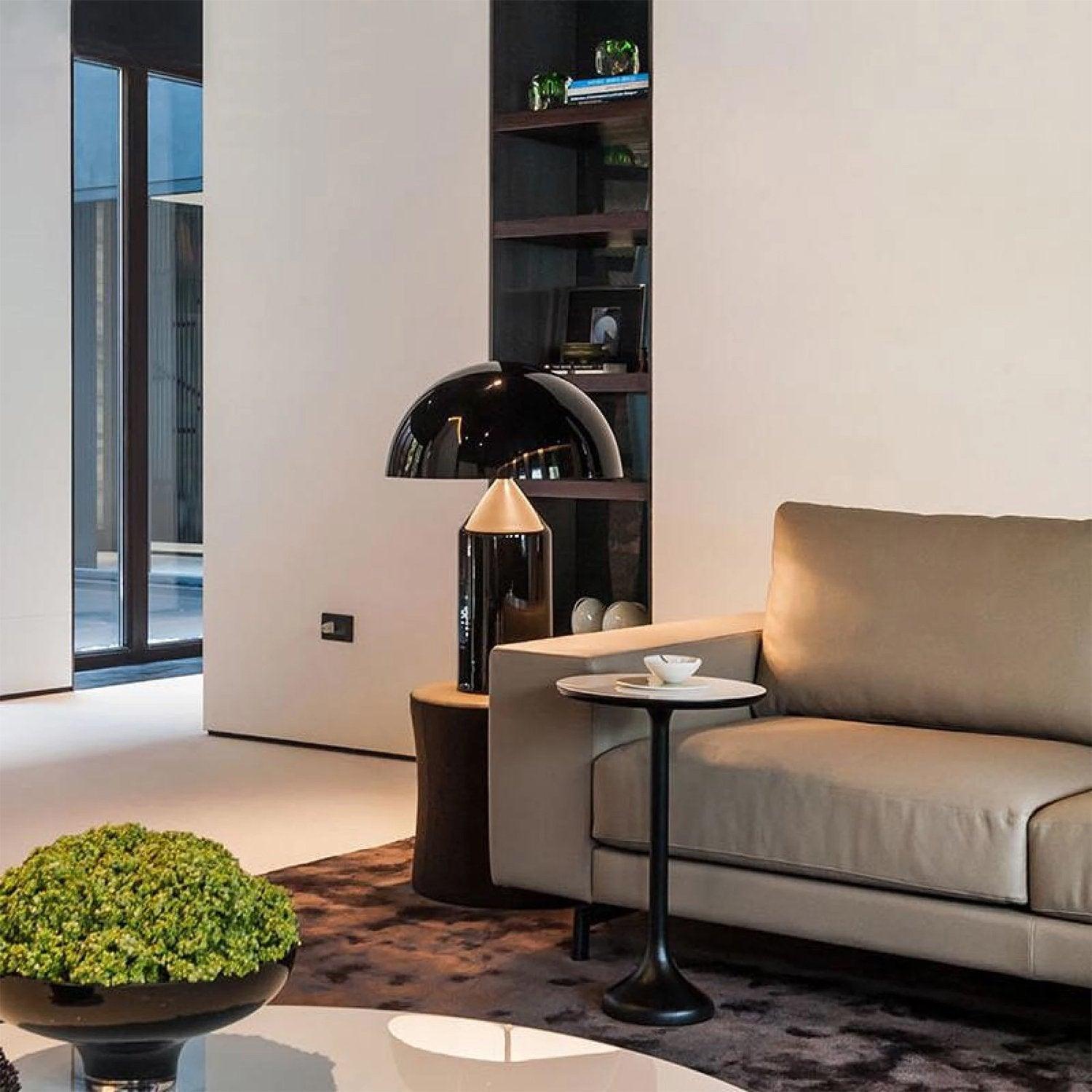 Lampe de Table Métal Lumino – Design Élégant & Éclairage Fonctionnel