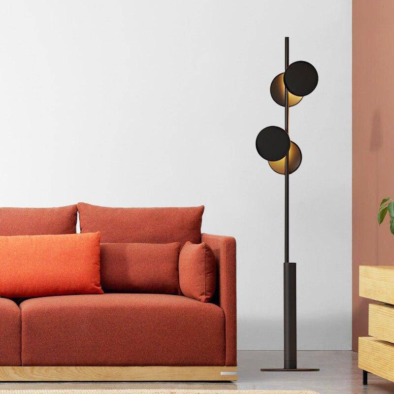 Lampadaire design moderne LED en métal avec formes circulaires