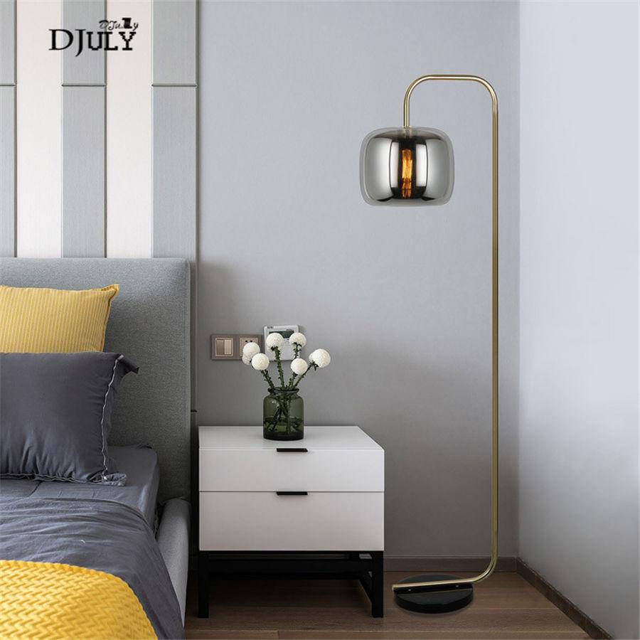 Lampadaire design avec boule en verre fumé Stone