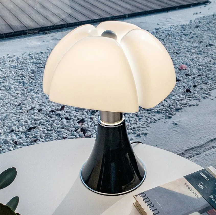 Lampe de Table Lumea – Éclairage LED Élégant & Design Moderne