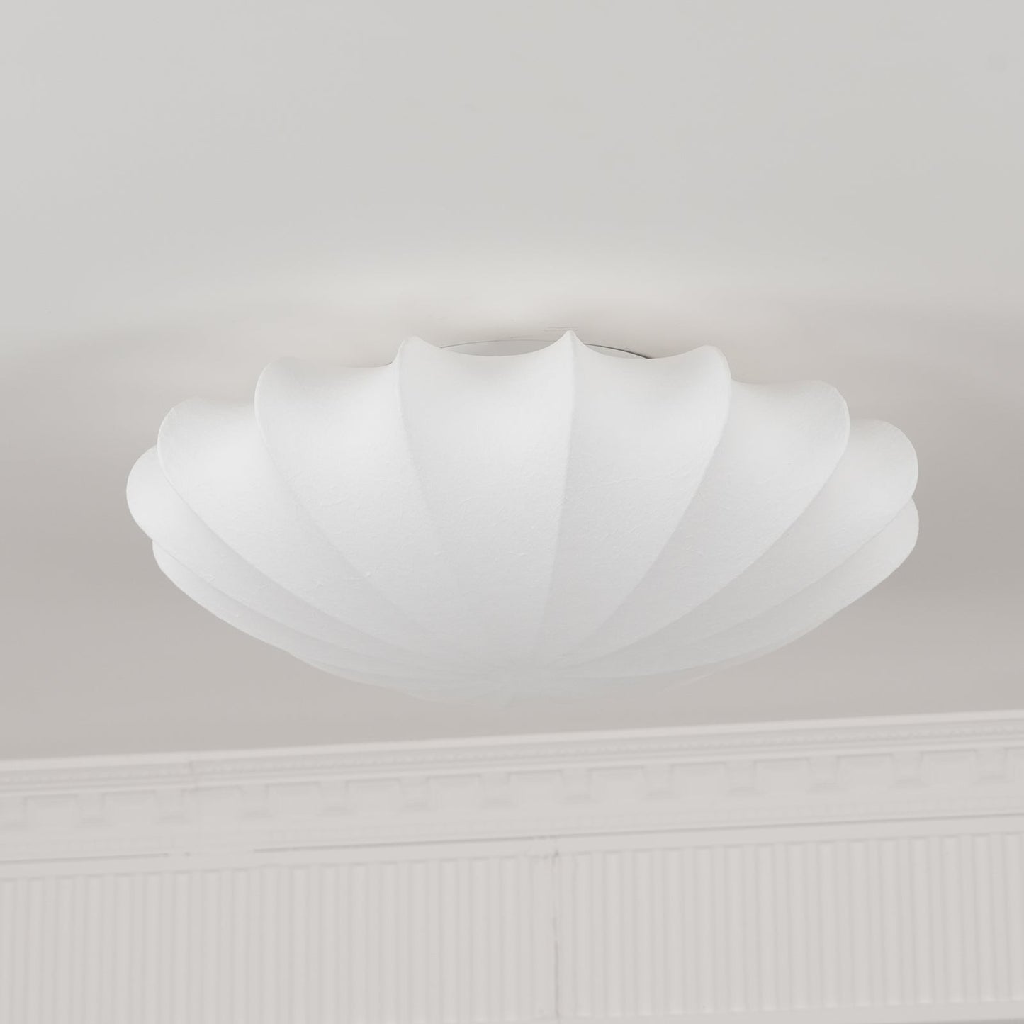 Plafonnier Design Inspiré des Coquillages - Éclairage Moderne en Métal et Polymères