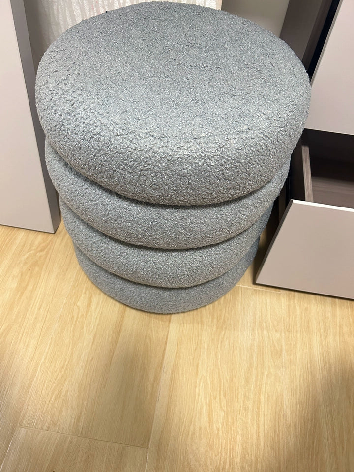 Tabouret Pouf scandinave en Peau de mouton