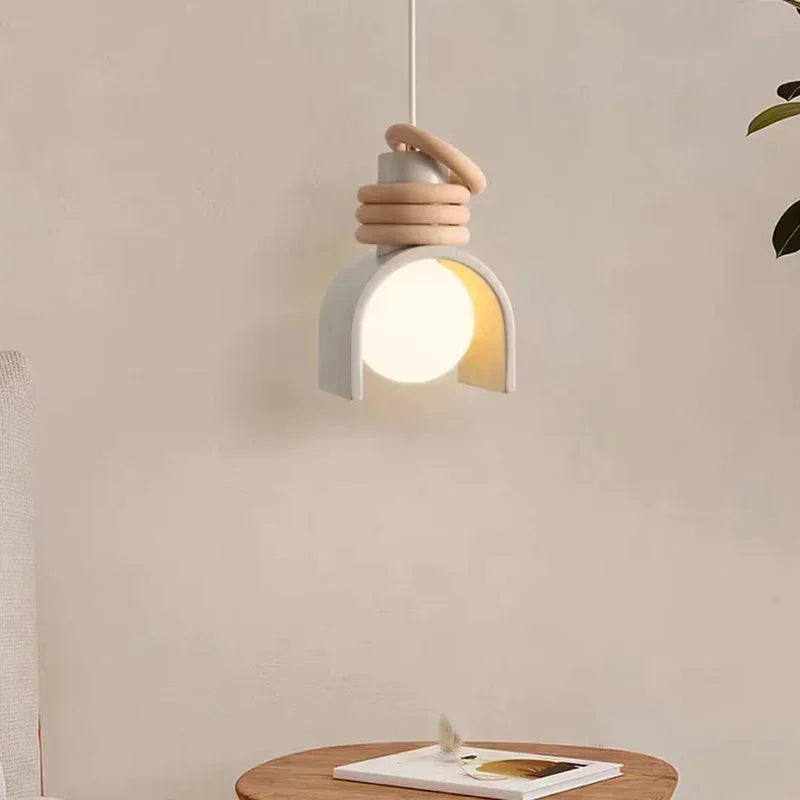 Suspension LED créative en résine minimaliste – Design orange & blanc Art Déco