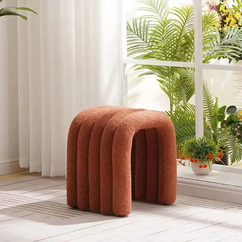 Tabouret moderne au design créatif – Style nordique pour chambre ou salon