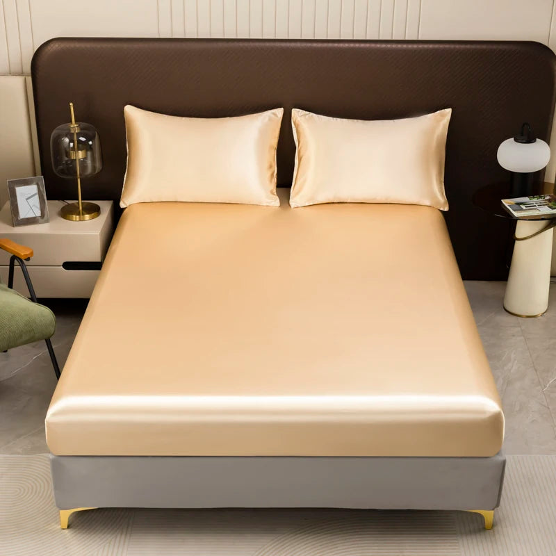Parure de lit satinée unie – Luxe opulent pour une chambre royale