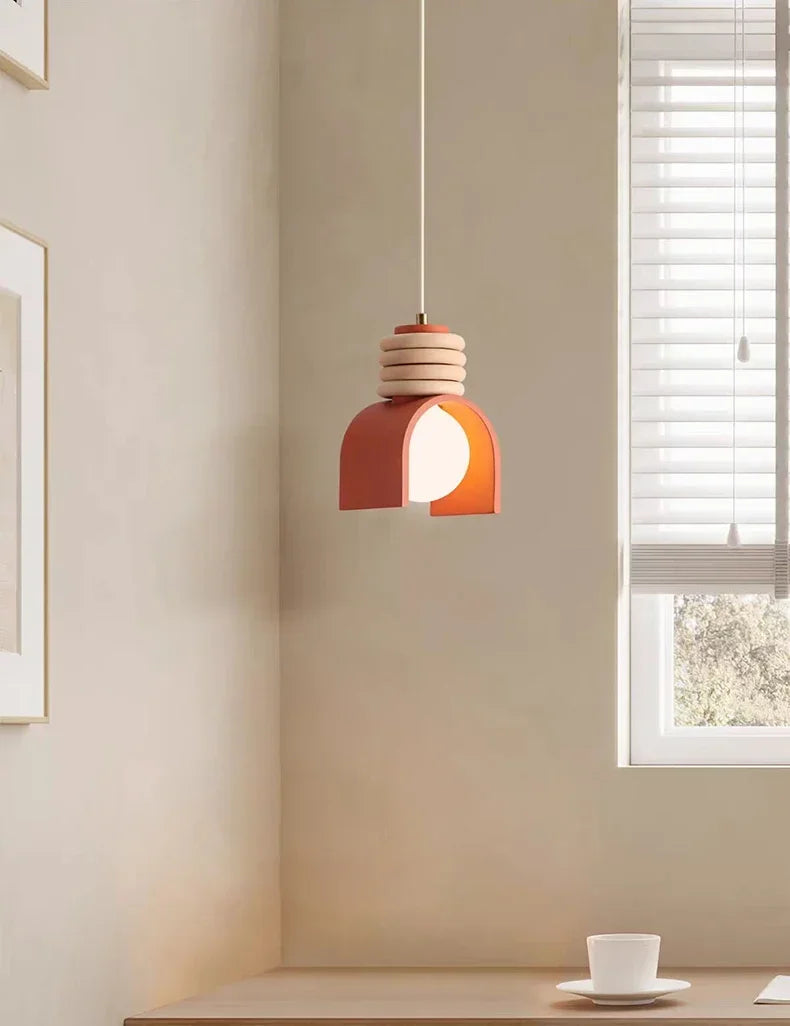 Suspension LED créative en résine minimaliste – Design orange & blanc Art Déco