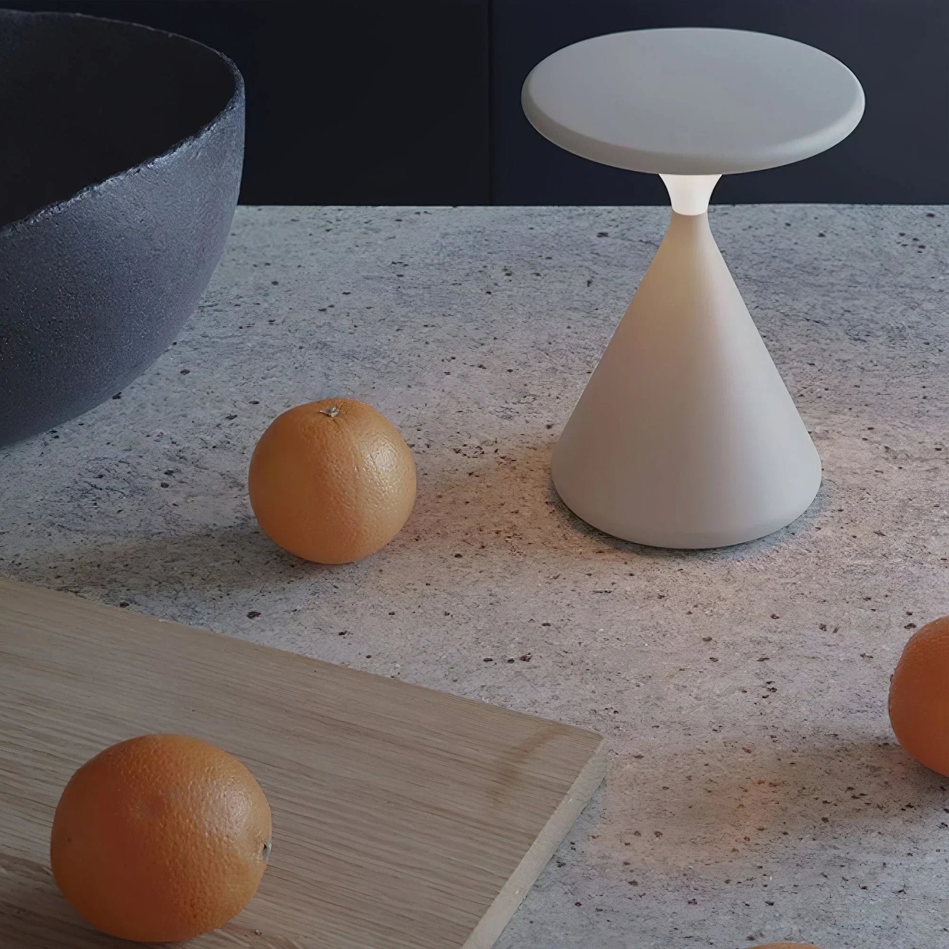 Lampe de table en sablier élégante