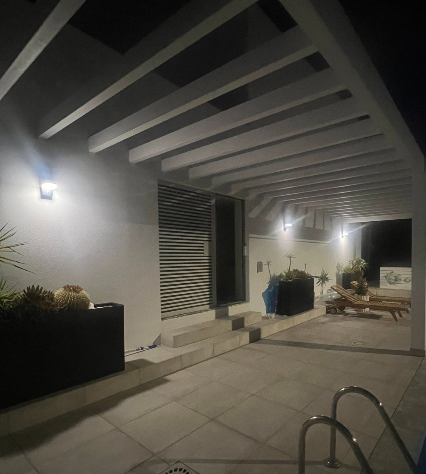 Applique Led extérieur solaire VENUS - Détecteur de mouvements - 3 modes d'éclairage 100 à 1000 lumens