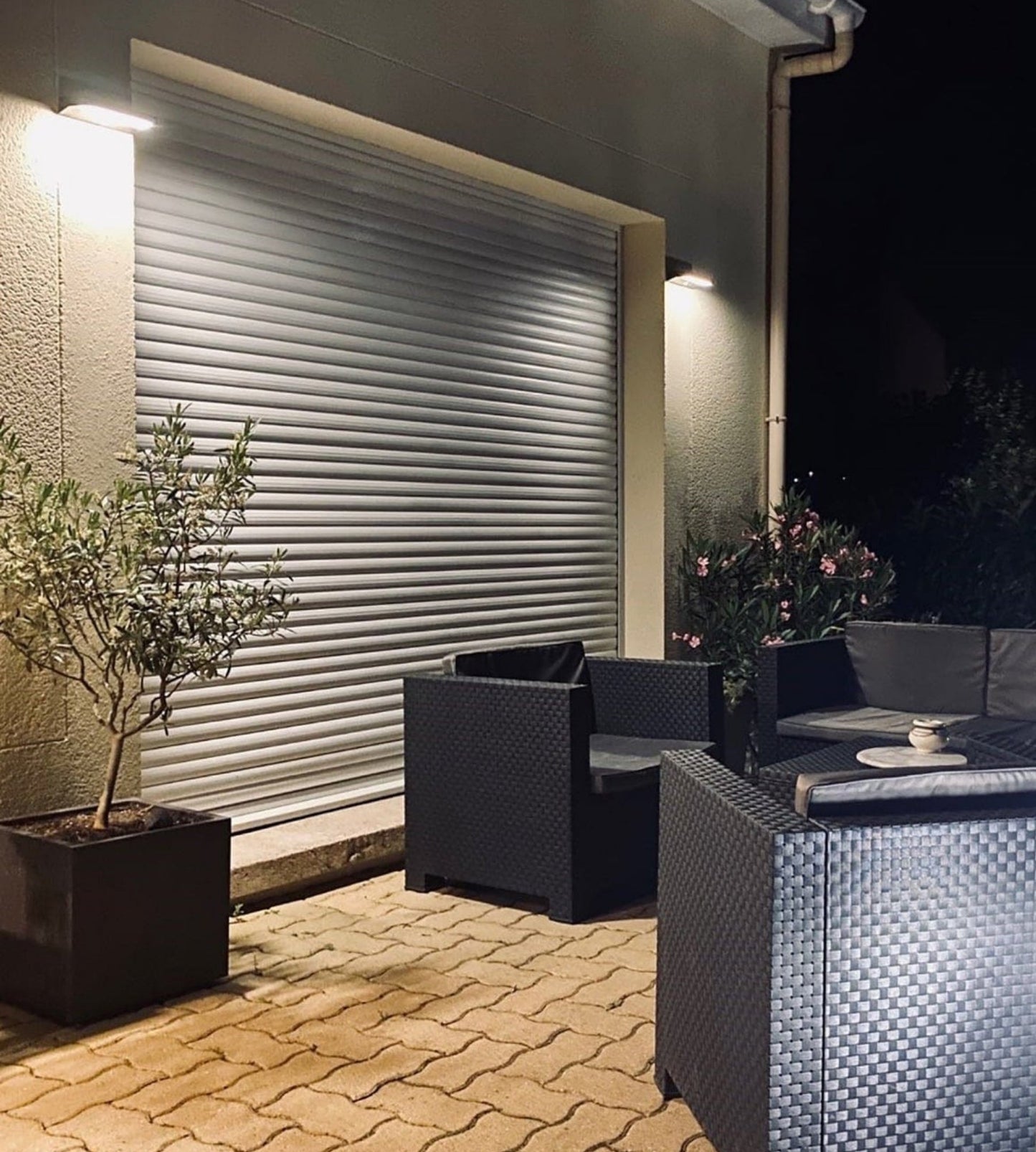 Applique Led solaire exterieur- Détecteur de mouvements - 3 modes d'éclairage 100 à 1000 lumens