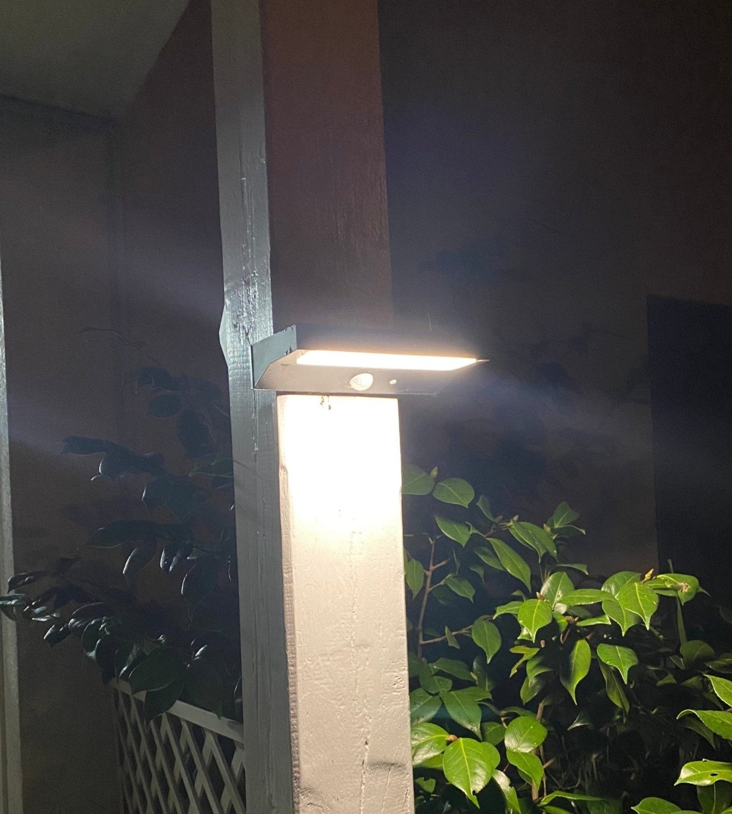 Applique Led solaire exterieur- Détecteur de mouvements - 3 modes d'éclairage 100 à 1000 lumens