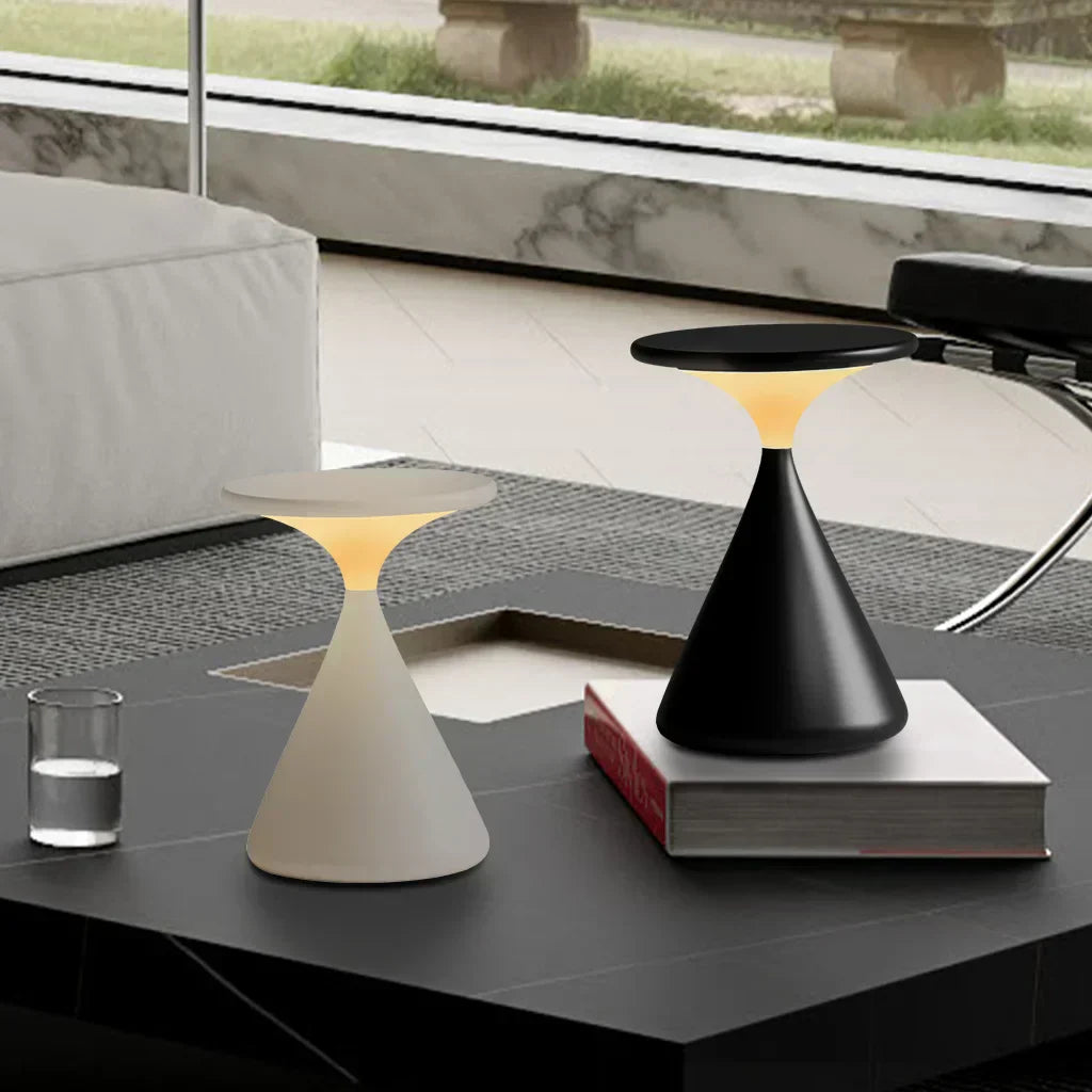 Lampe de table en sablier élégante