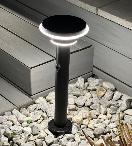 Borne Led solaire - Détecteur de mouvements - 3 modes d'éclairage 100 à 1000 lumens