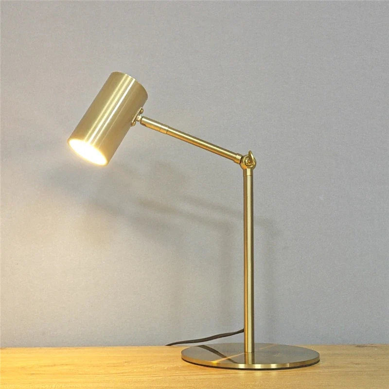 lampe de bureau dorée moderne protection des yeux créative