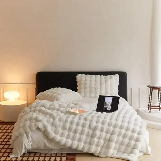 Couverture Douillette en Fausse Fourrure