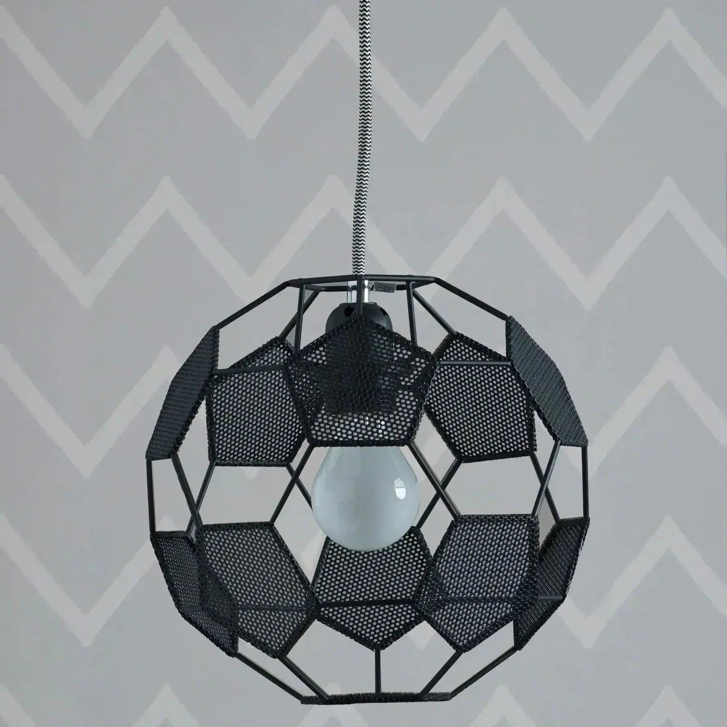 Lampe Suspendue FootballGoal – Éclairage Sportif & Dynamique