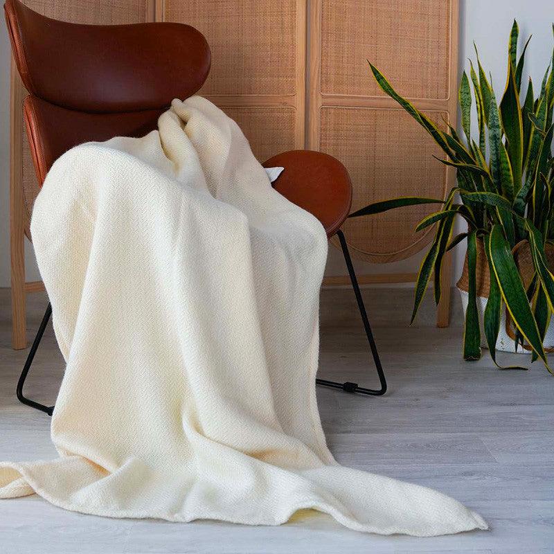 Plaid en soie et laine tissé en France