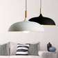 Suspension en aluminium de couleur et tige en bois Wood