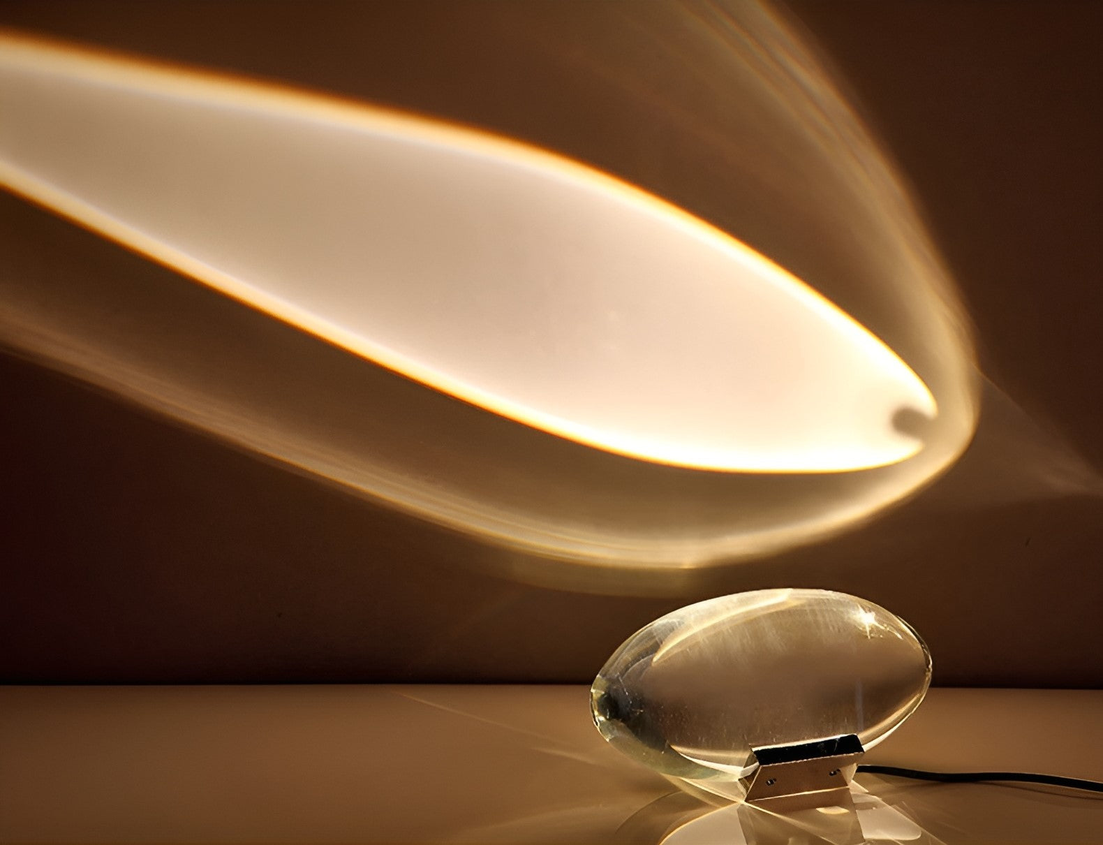 Lampe Cristalline Étoilée - Plongez dans la Magie du Ciel Nocturne
