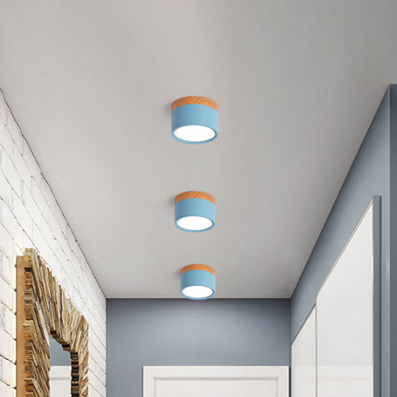 VibrantGlow - Petite lampe de plafond au style élégant