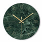 Horloge murale ronde design en verre style marbre vert et détails dorés 30cm