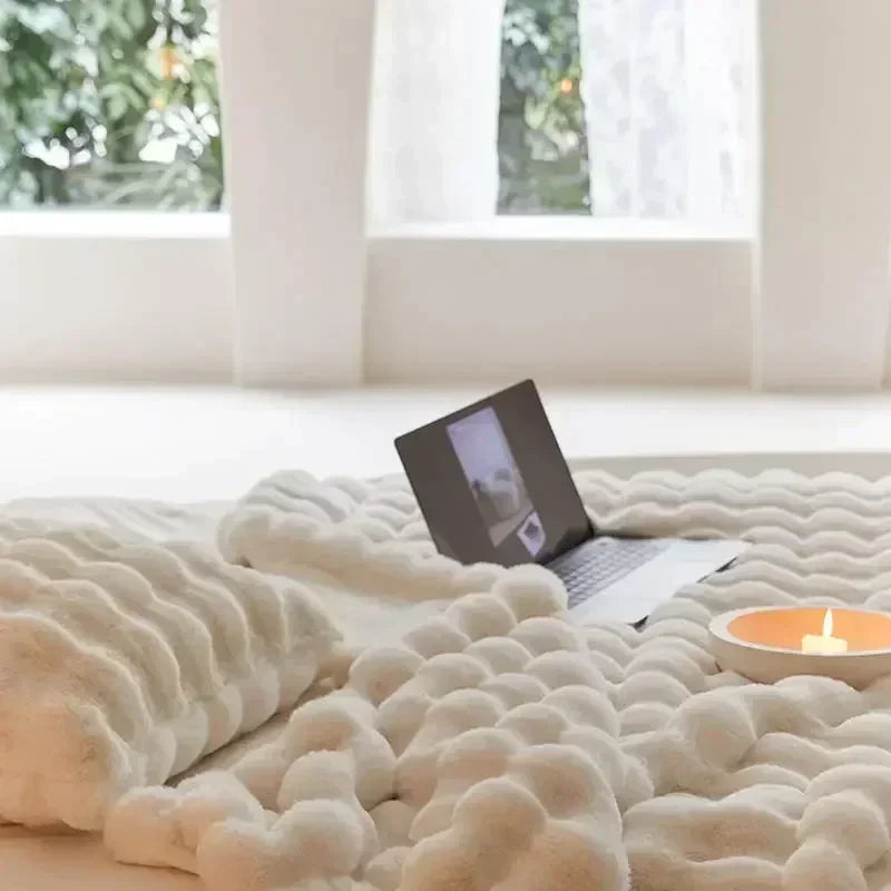 Couverture Douillette en Fausse Fourrure